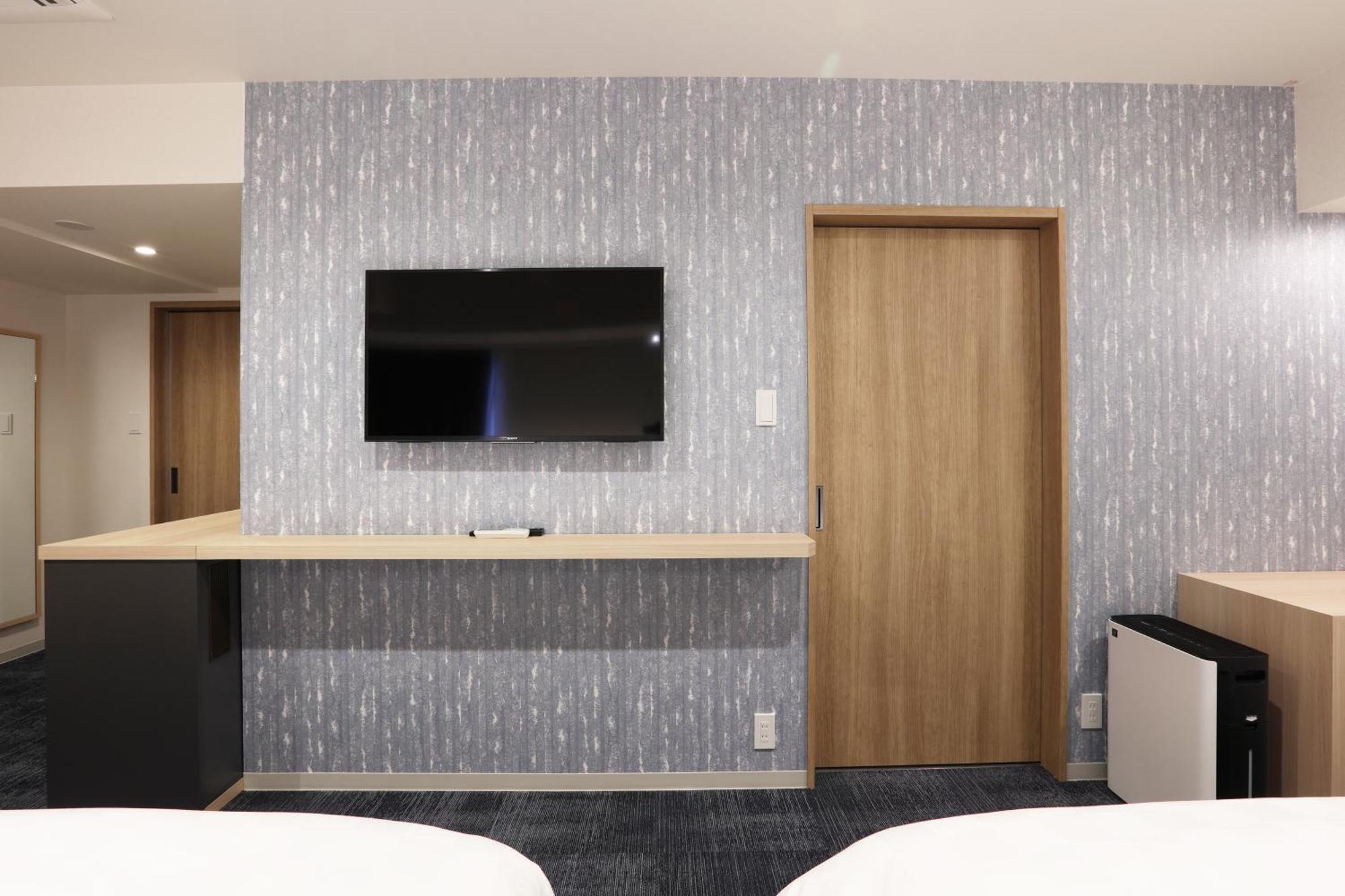 Henn Na Express Fushimi Ekimae Hotel 3*